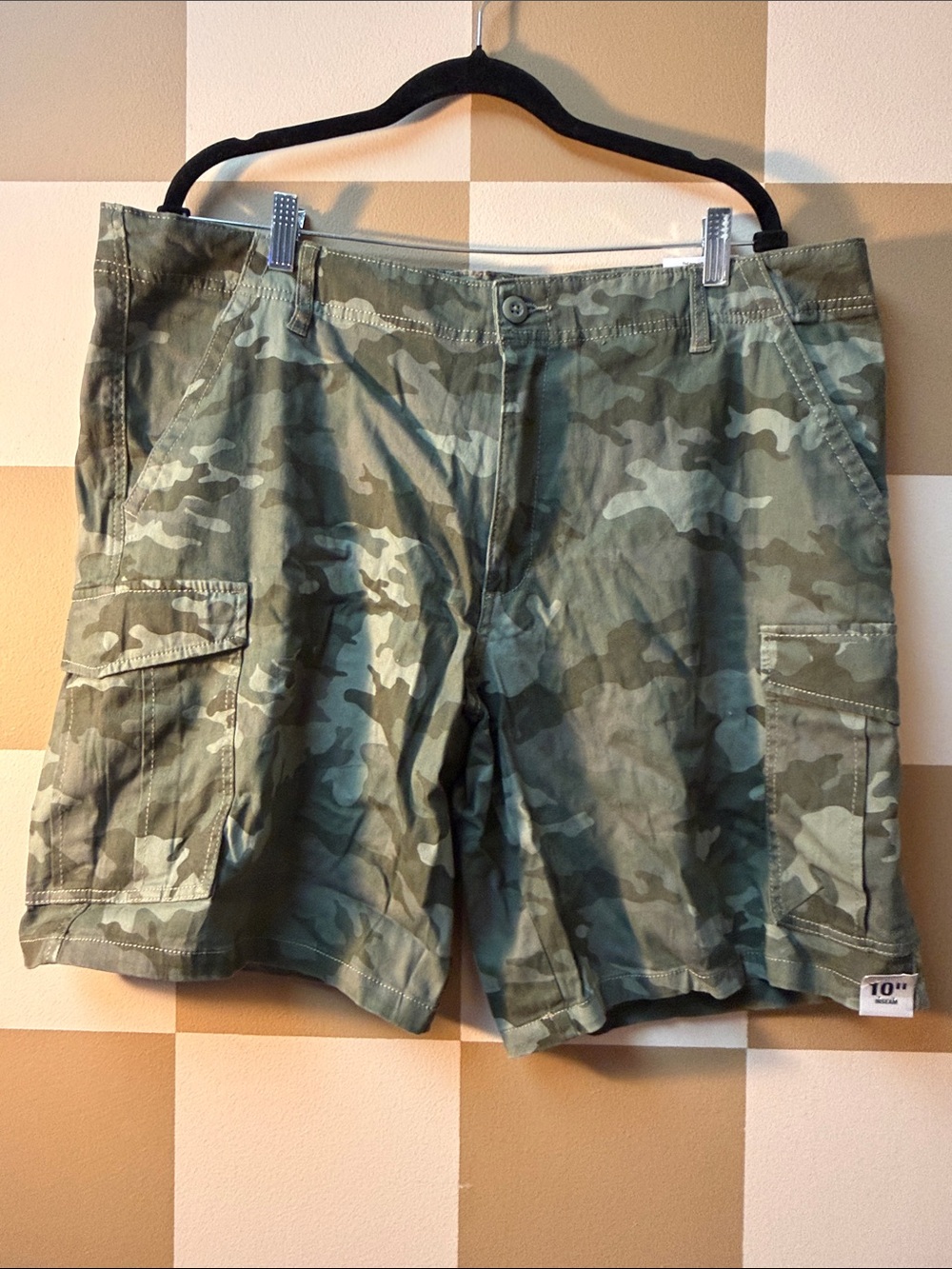 Old Navy Men’s Camo Cargo Shorts - Olive Green